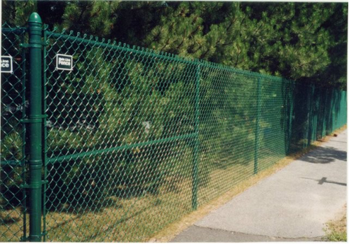  3 Different Types of Chain Link Fence Posts Explained