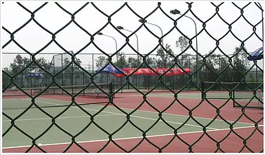 The stadium guardrail net commonly uses the chain link fence