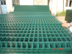 PVC coated Welded wire mesh fence is very important to our life