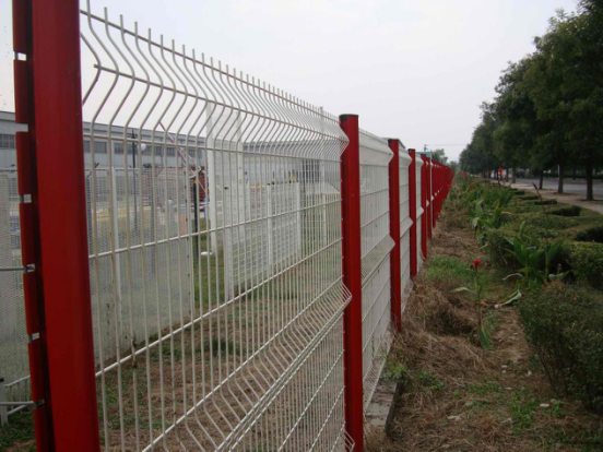 Type of welded mesh fence