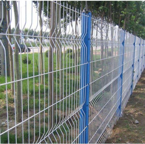 Welded mesh fence manufacturer
