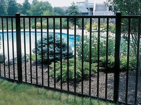 Application and Characteristics of steel picket fence
