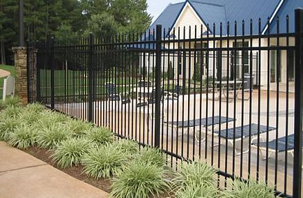 Application and Characteristics of steel picket fence