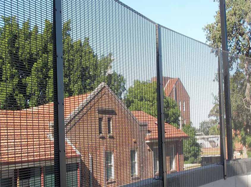 358 Security Fence vs. Double Wire Mesh Fence: Which One Offers Better Security?