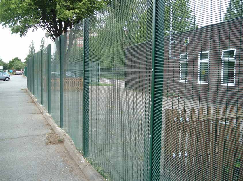 358 Security Fence vs. Double Wire Mesh Fence: Which One Offers Better Security?