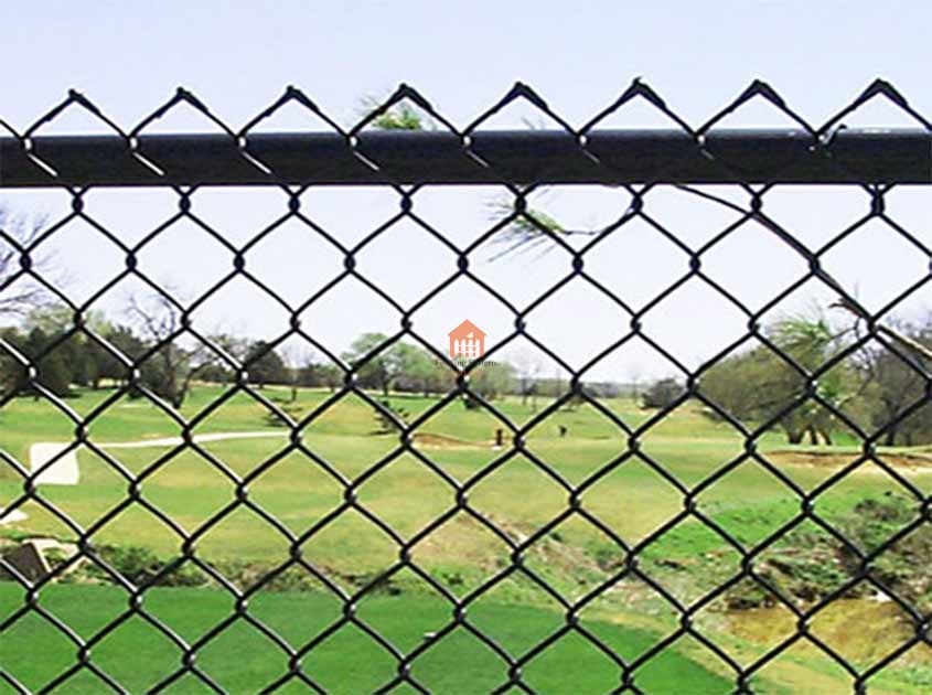 The Advantages of chain link fence for Commercial and Industrial Properties