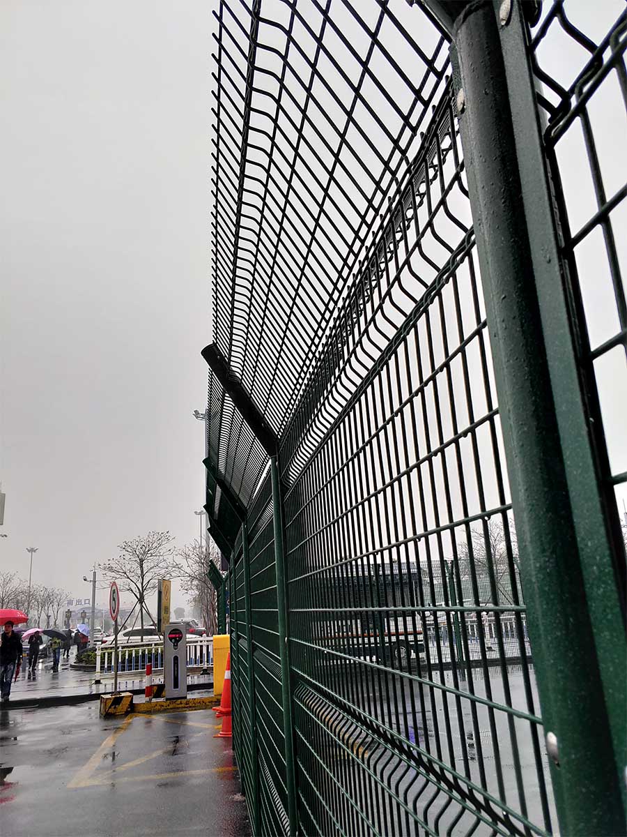 Unveiling the Perfection of Welded Wire Mesh Fence: A Detailed Guide on Design and Installation