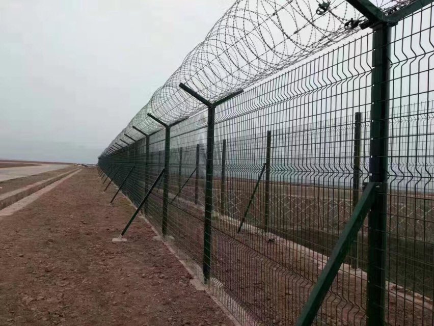 Unveiling the Perfection of Welded Wire Mesh Fence: A Detailed Guide on Design and Installation
