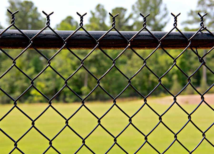 Chain Link Fence: Beyond Boundaries - A Comprehensive Look at Benefits and Installation