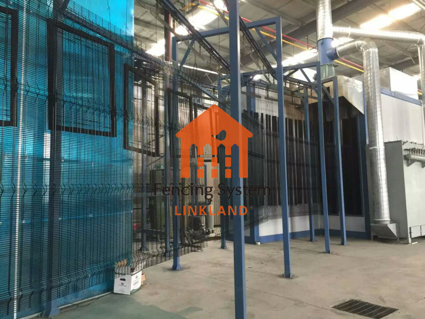 The Evolution of Perimeter Protection: A Closer Look at 3D fence Technology