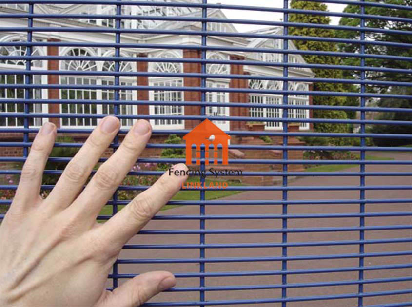 Humanized design of Fence for prison
