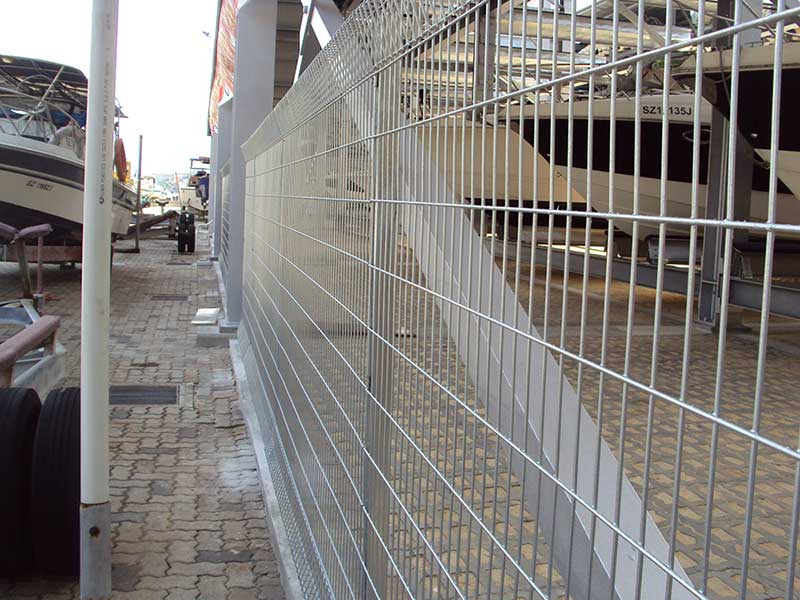 Welded metal mesh, curved welded fence, triangular metal mesh fence, 3D fence